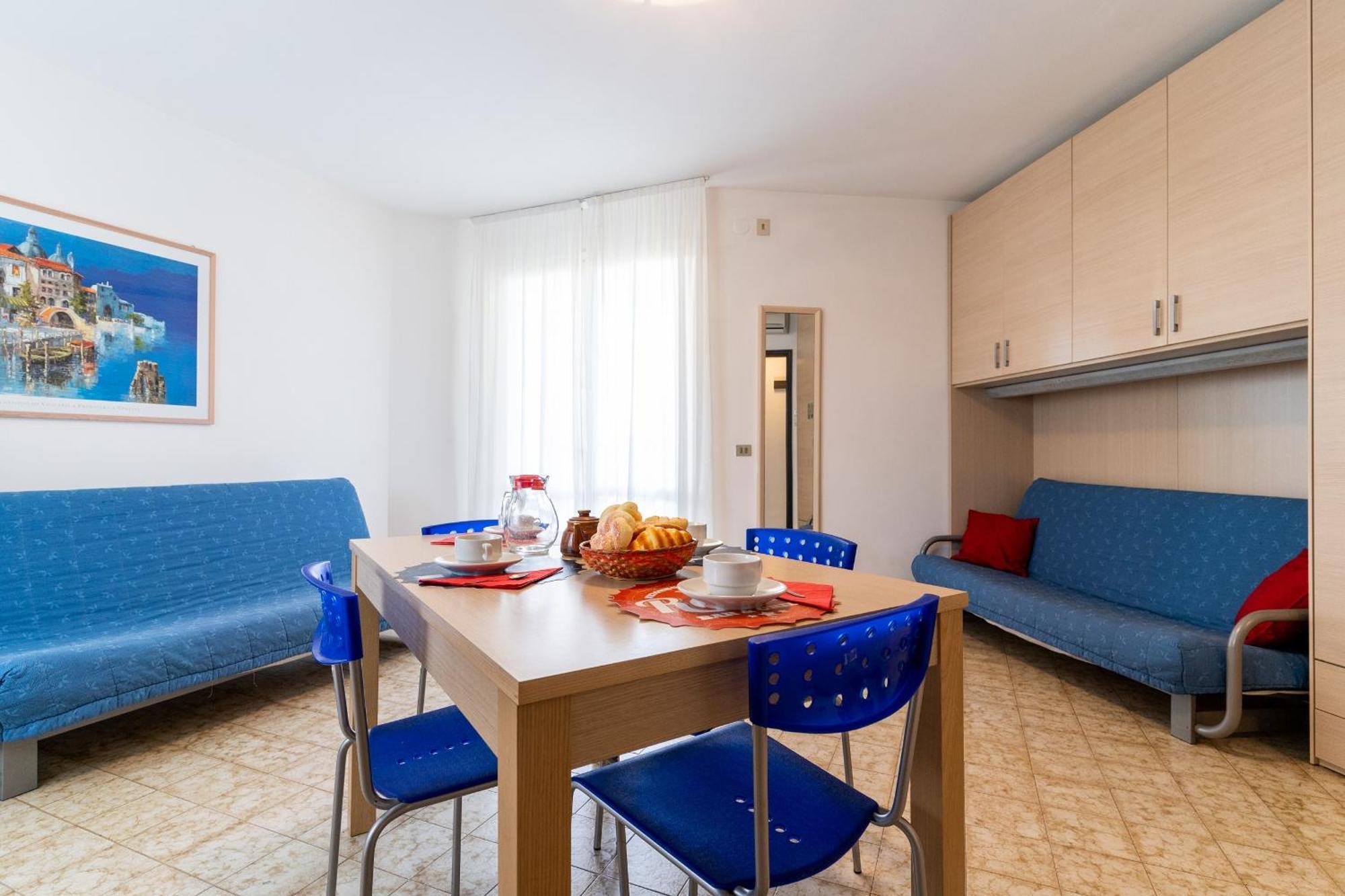 Tivoli Apartment Бибионе Екстериор снимка