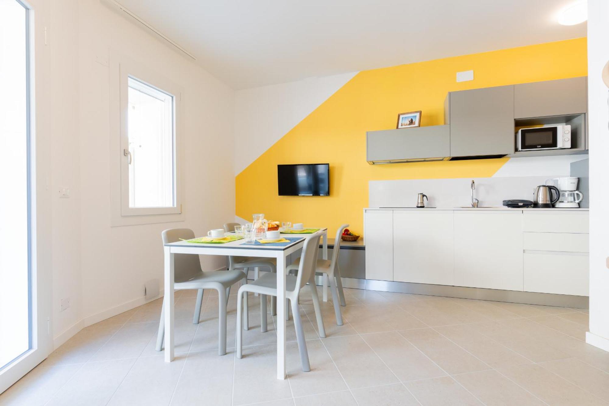 Tivoli Apartment Бибионе Екстериор снимка